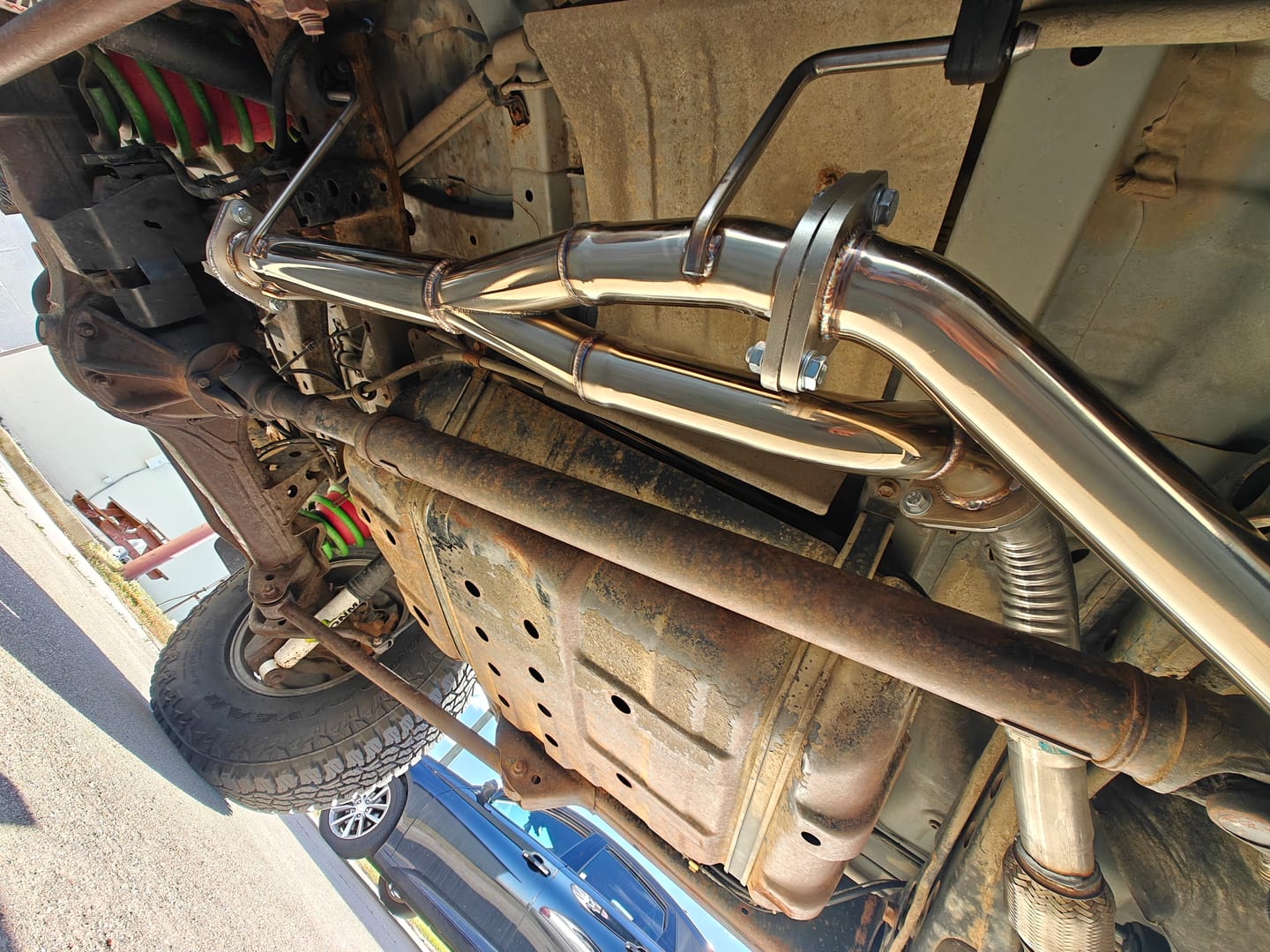 Customer photo review of 1998-07 Toyota Land Cruiser LX470 | T304 Stainless Steel Cat Back Exhaust Kit