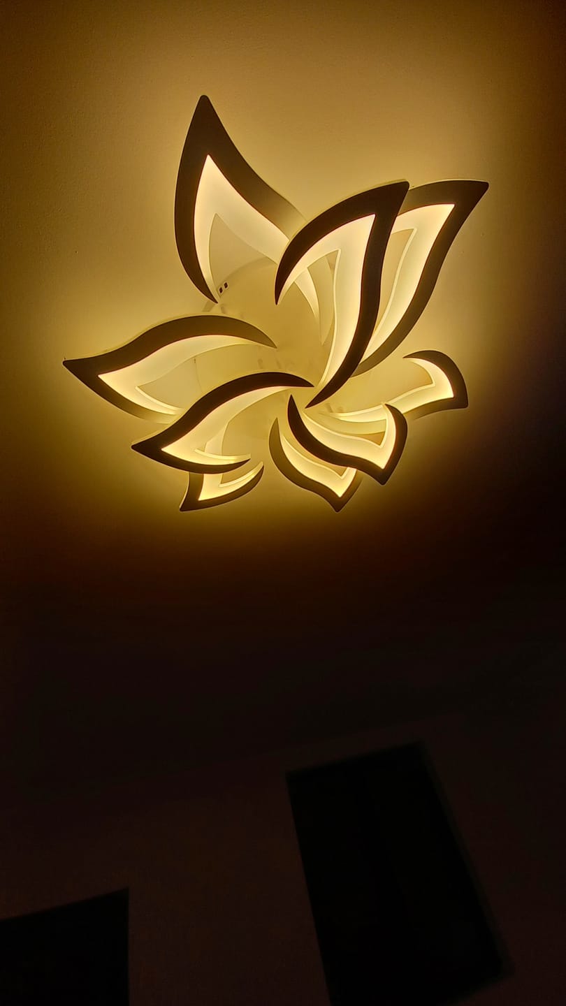 Customer photo review of Lustra LED NARCISSE GRANDE Telecomanda Echivalent 800W