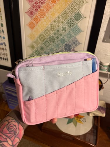 Customer photo review of Soolla® Studio Pouch, 80's Windbreaker