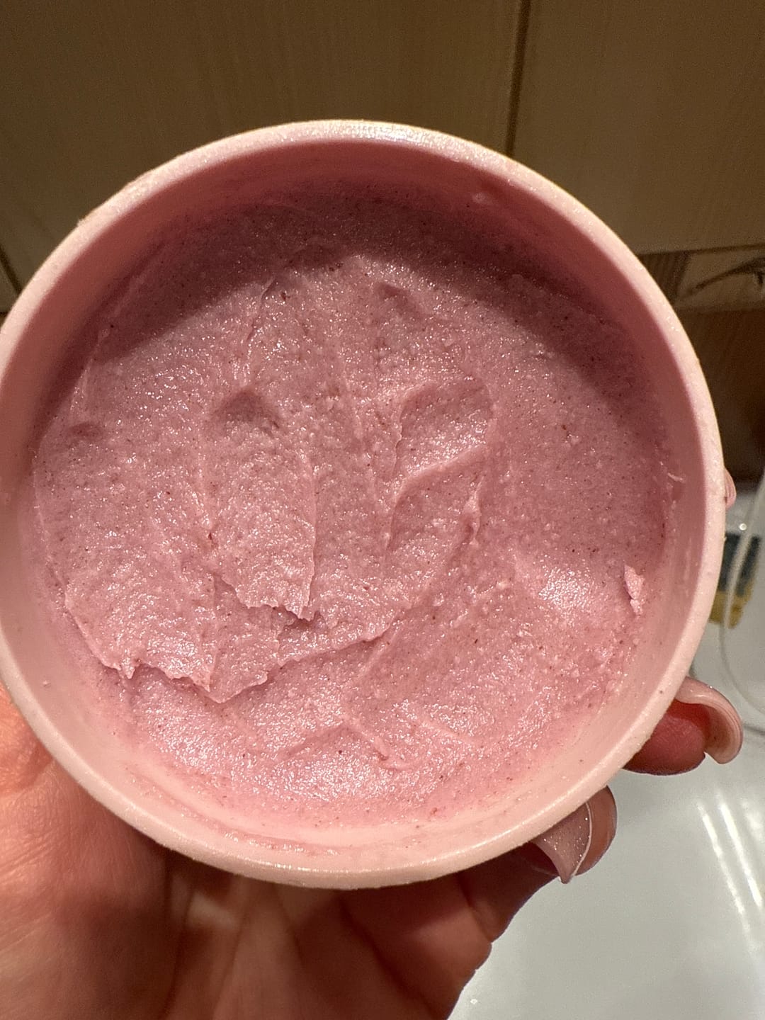 Customer photo review of Sejas attīrošs līdzeklis ar mežrozīšu un kumelīšu ekstraktiem Arencia Fresh Rosehip Rice Mochi Cleanser
