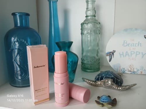Customer photo review of The Naked Skin™ Bounce Balm