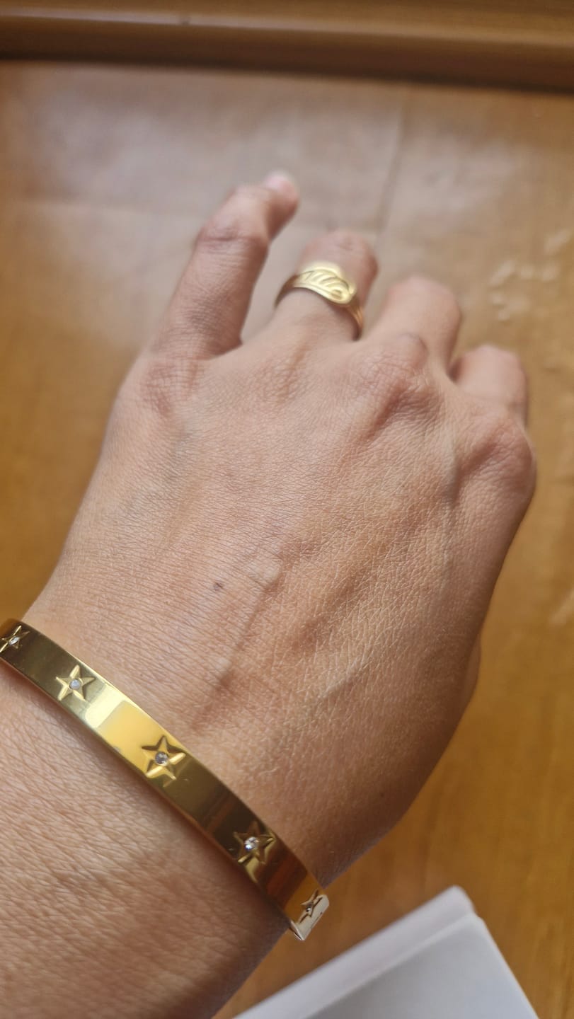 Customer photo review of Golden Line of Light Kada