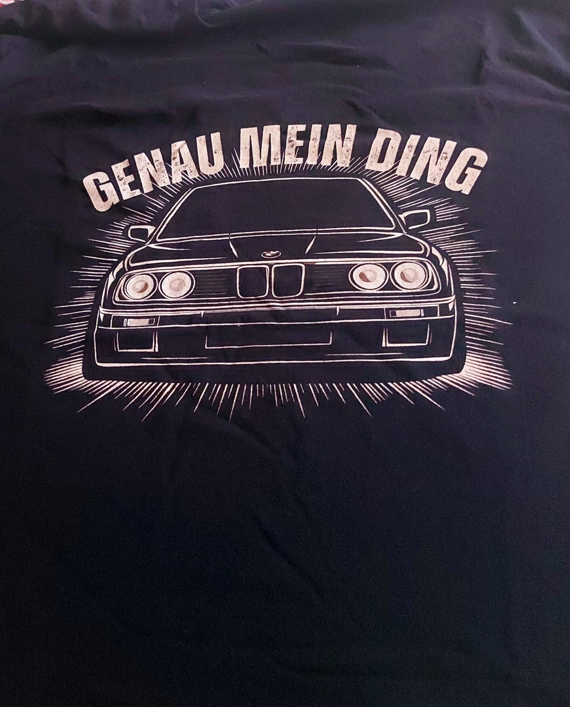 Customer photo review of Genau mein Ding BMW Classic e30 T-Shirt Backprint