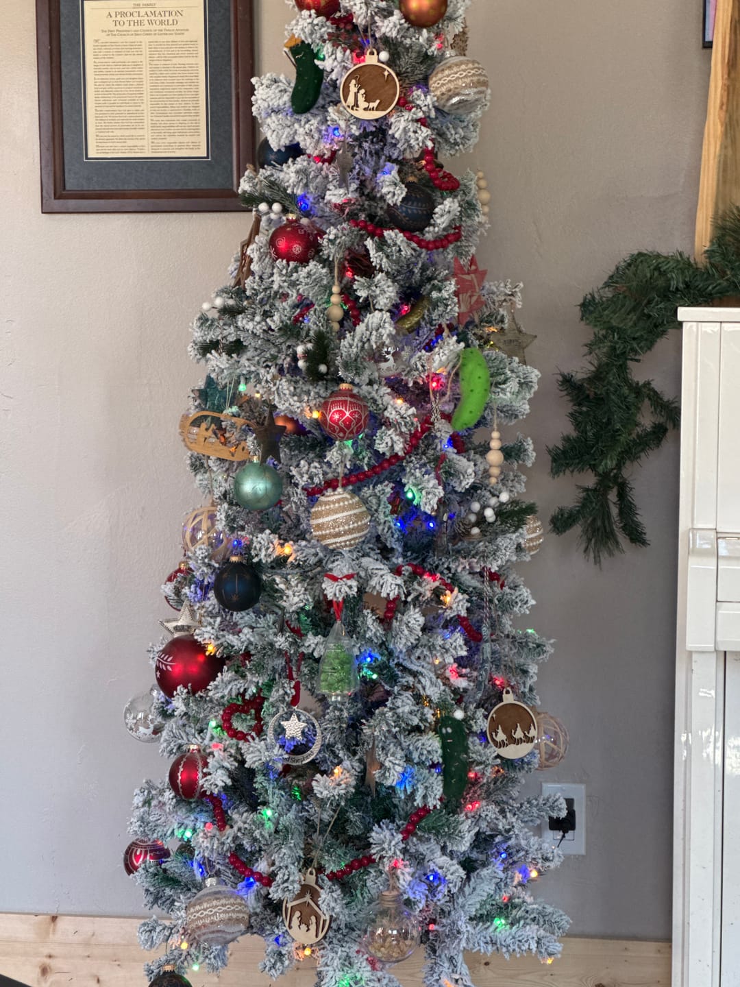 Customer photo review of Wooden Nativity Christmas Ornament Set
