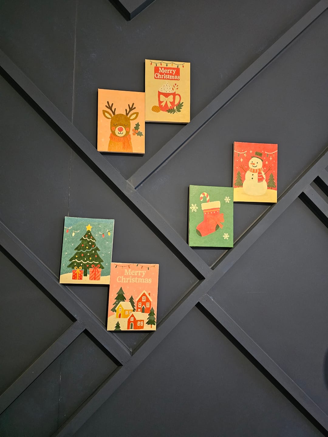 Customer photo review of 6 Mini Paintings -  Classic Christmas Set