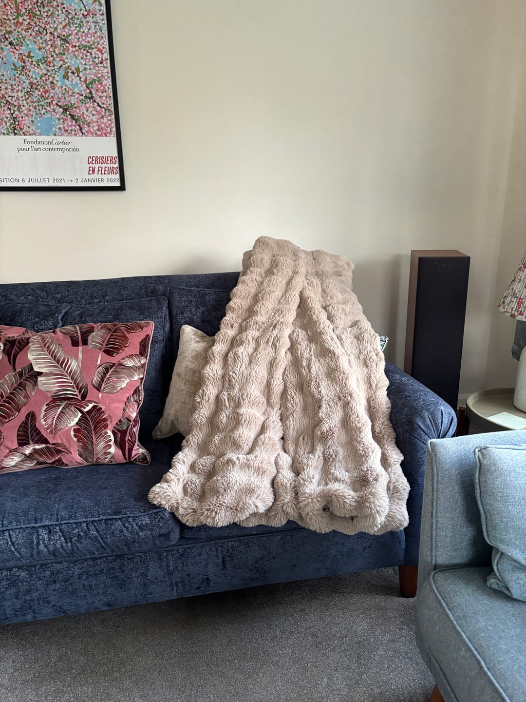 Customer photo review of Nordic Cozy Blanket