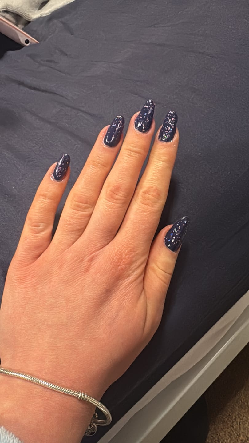 Customer photo review of Semilac Top Coat Flower Flakes T22 UV Gel Polish