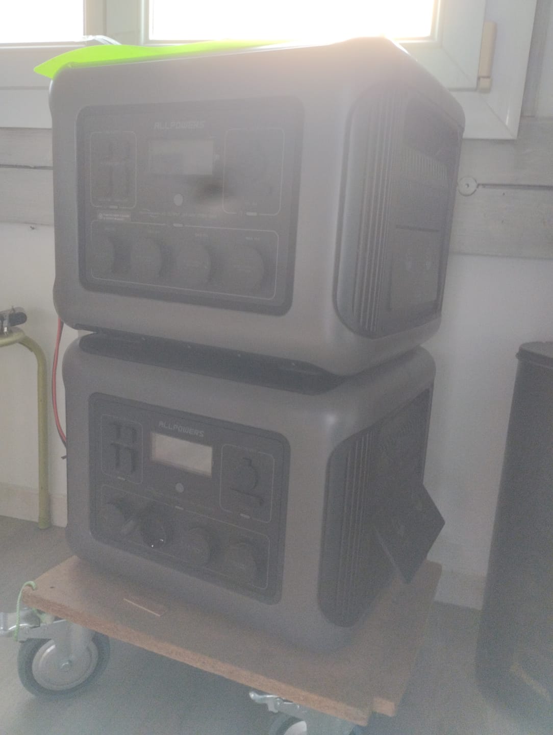 Customer photo review of ALLPOWERS R2500 Station électrique portable 2500W 2016Wh