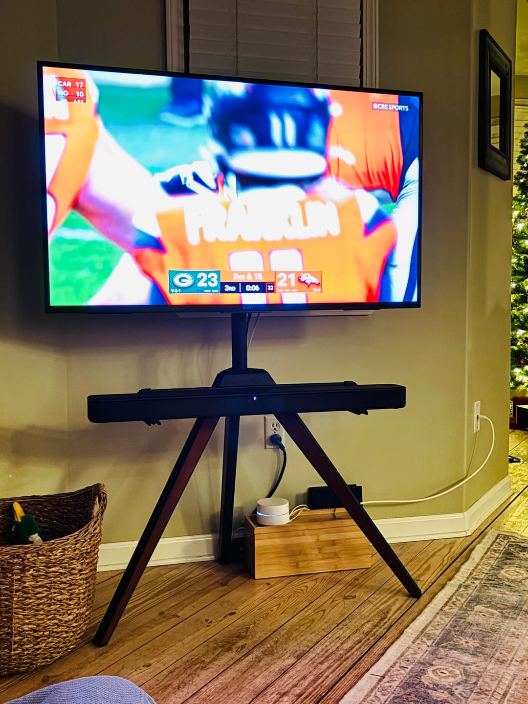 Customer photo review of Picasso FT65 TV Stand
