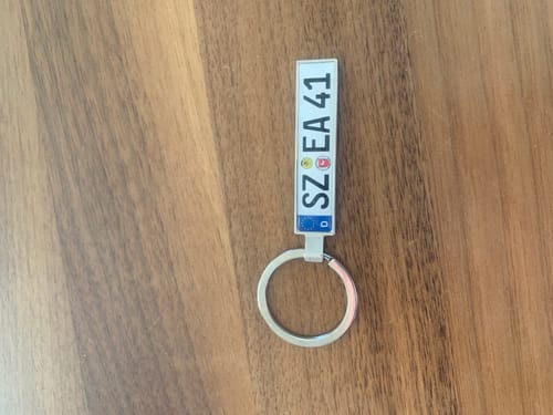 Customer photo review of Kennzeichen Schlüsselanhänger Mini Nummernschild Metall