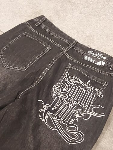 Customer photo review of 'SOUTHBOUND' JEANS