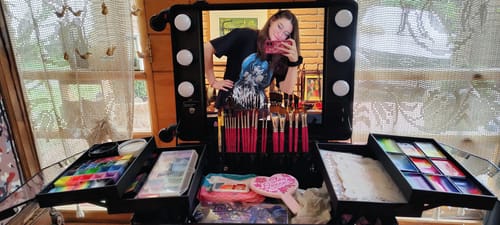 Customer photo review of Maleta de Maquillaje o Peluquería Profesional con Luces Tamaño M