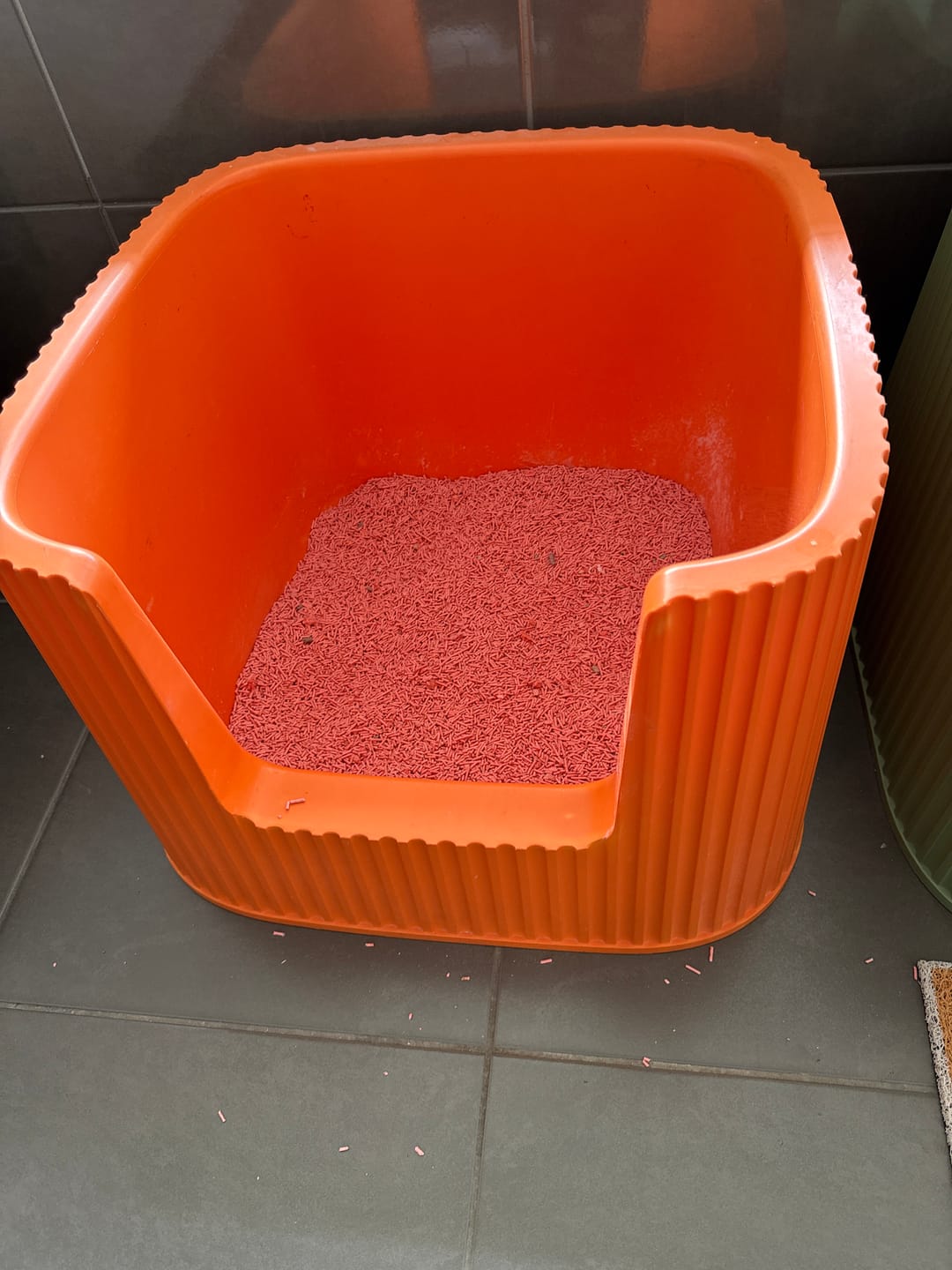 Customer photo review of Michu Tofu Cat Litter Gen3 6L- Dust-Free and Natural Clumping Tofu-Based Formula for Easy Cleanup