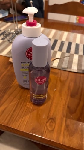 Customer photo review of Vanilla Cashmere Body Lotion 473ml - disponivel em Portugal