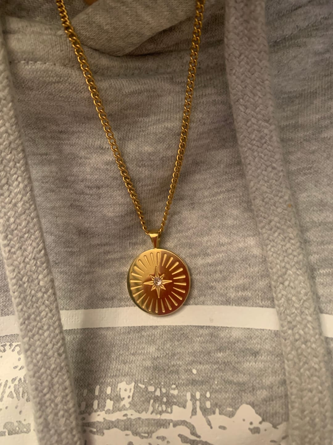 Customer photo review of Izzy Star Pendant Necklace Pink & Gold