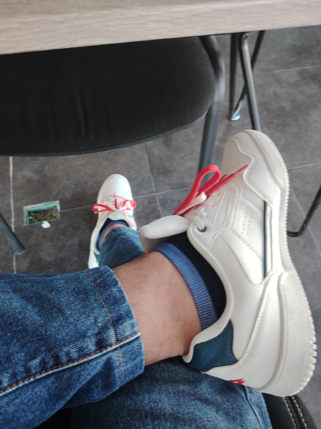 Customer photo review of Tenis Verset Men