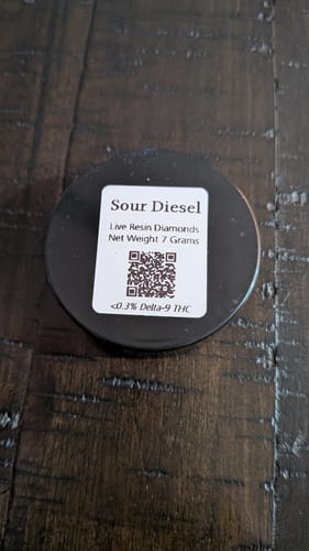 Customer photo review of Sour Diesel | Live Resin Diamonds