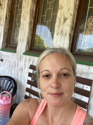 Customer photo review of The Super Glo Hydro Boost Jelly Moisturiser