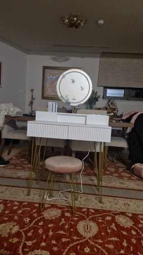 Customer photo review of Τραπέζι Μπουντουάρ Μακιγιάζ Tουαλέτας Με Σκαμπό Κρεβατοκάμαρας Καθρέφτης Αφής Ρυθμιζόμενης Φωτεινότητας με πρίζες USB RV-T019W01