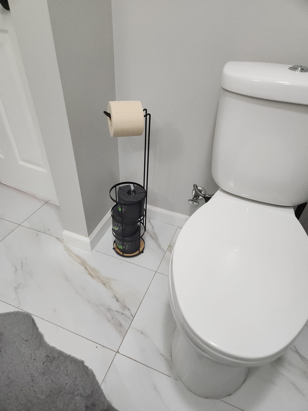 Customer photo review of Essential Toilet Paper 24 Single Roll Box