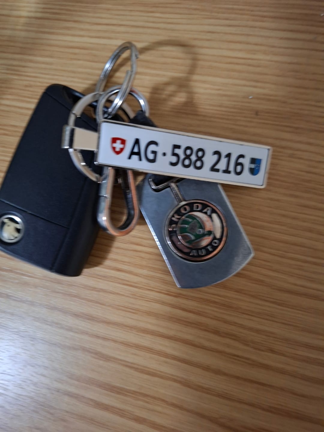 Customer photo review of Personalisierter Kennzeichen-Schlüsselanhänger – Dein Nummernschild als Anhänger