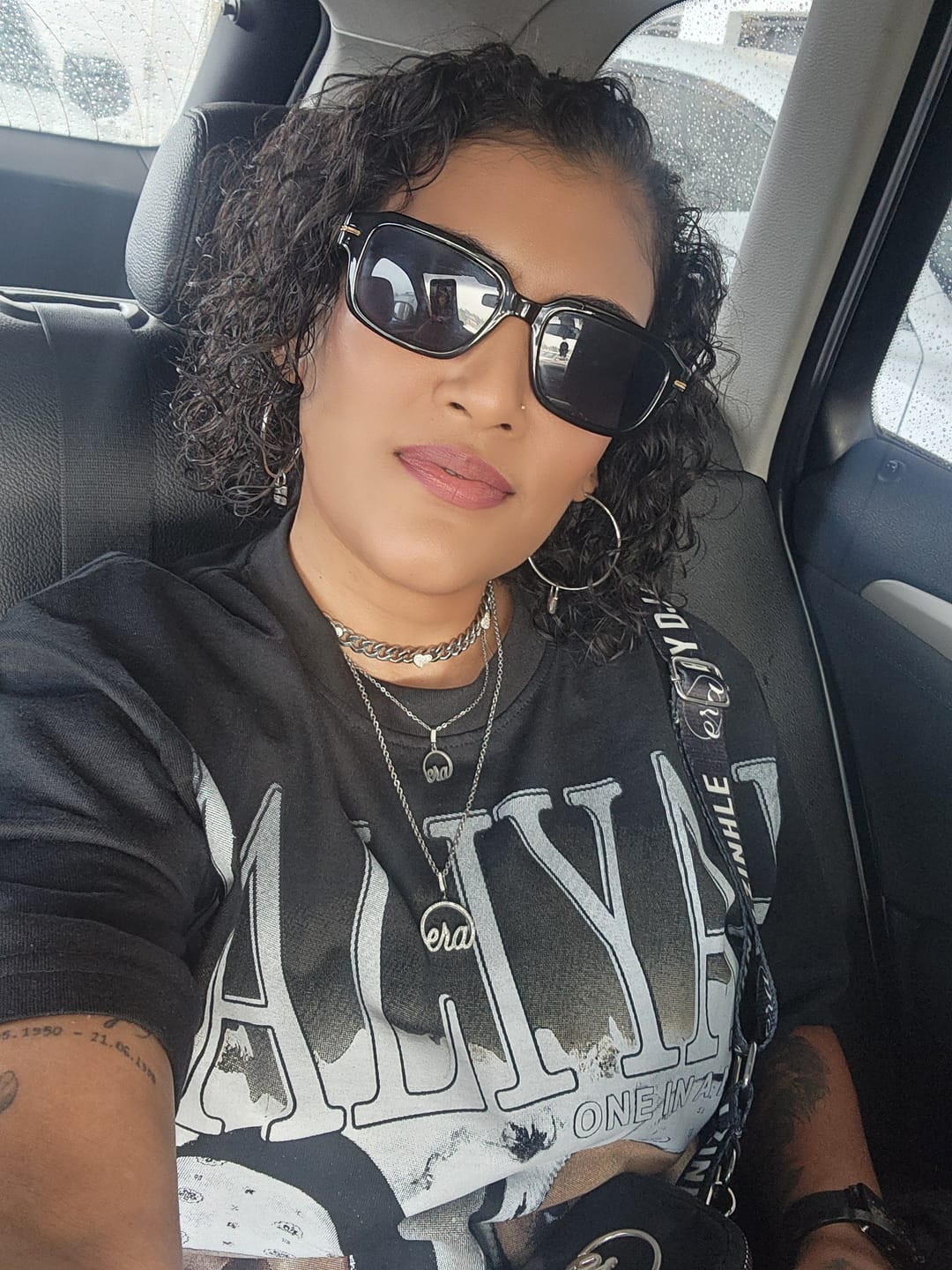 Customer photo review of Silver Precious Logo Necklace