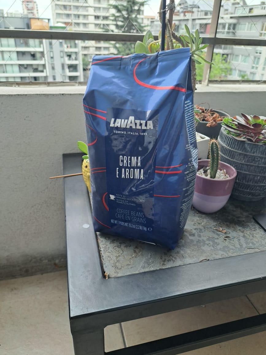Customer photo review of Lavazza Crema e Aroma 1 kg Grano Entero
