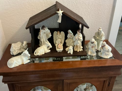 Customer photo review of Belleek Living Classic Nativity Angel Figure