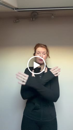 Customer video review of LUXE Flow Zip-Jacket - Deep Black