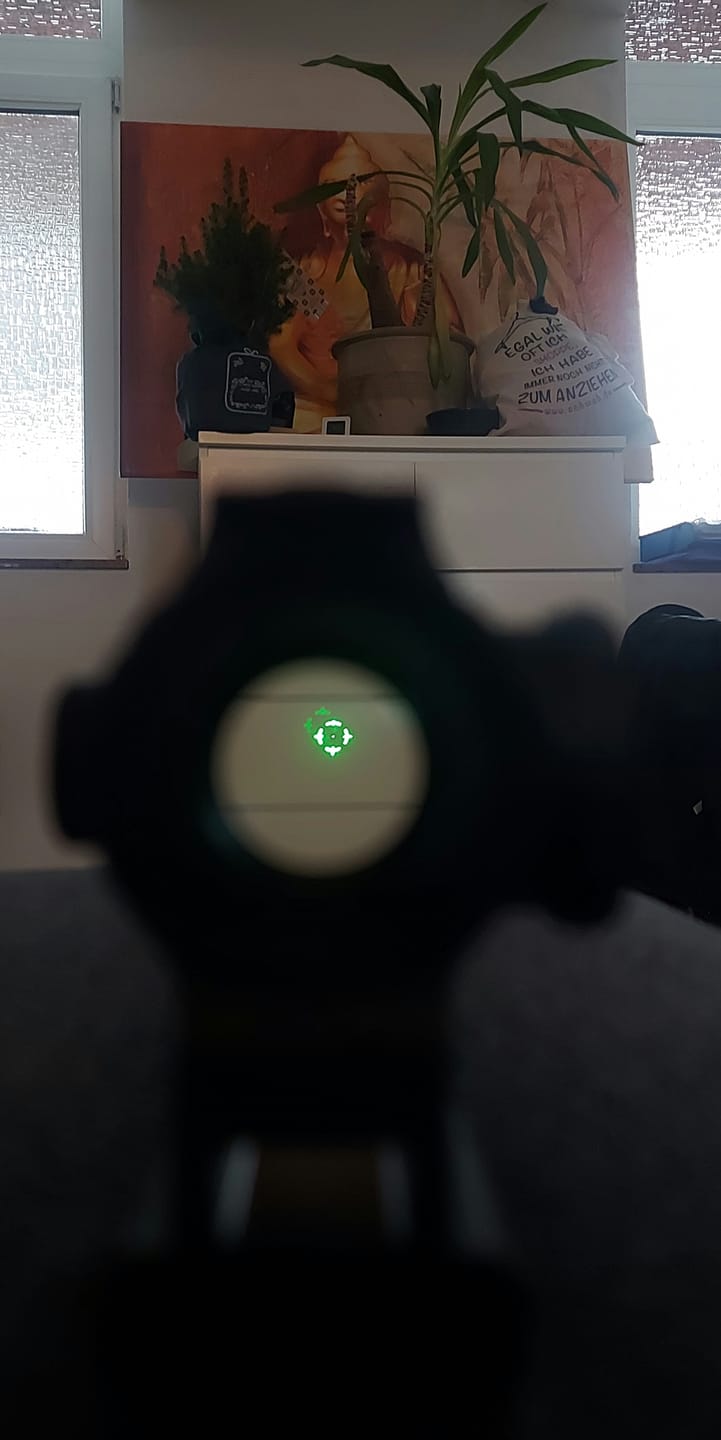 Customer photo review of Vector Optics SCPS-M10 Paragon 1X18 Mini Prism Scope