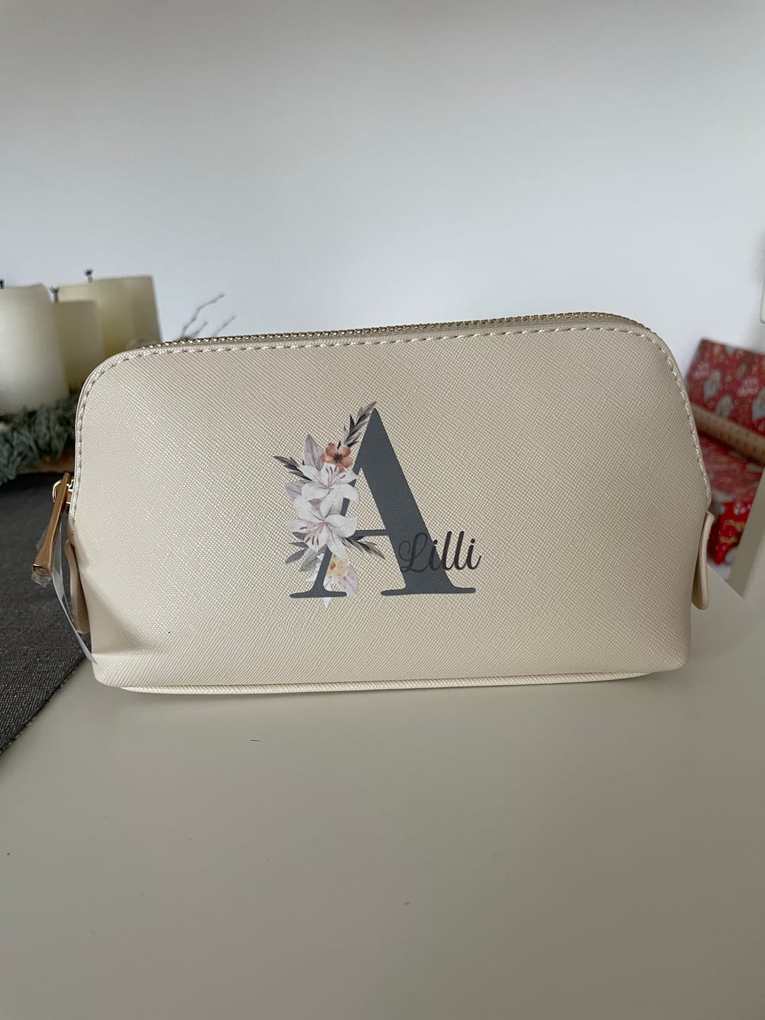Customer photo review of Deine Initiale - Individuelle PU Kosmetiktasche