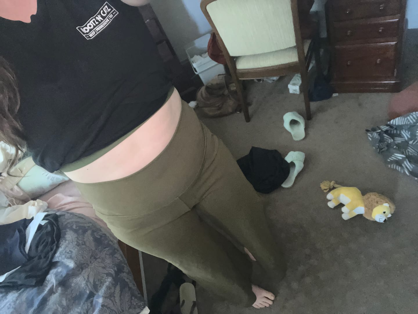 Customer photo review of Hemp Flare Yoga Pants