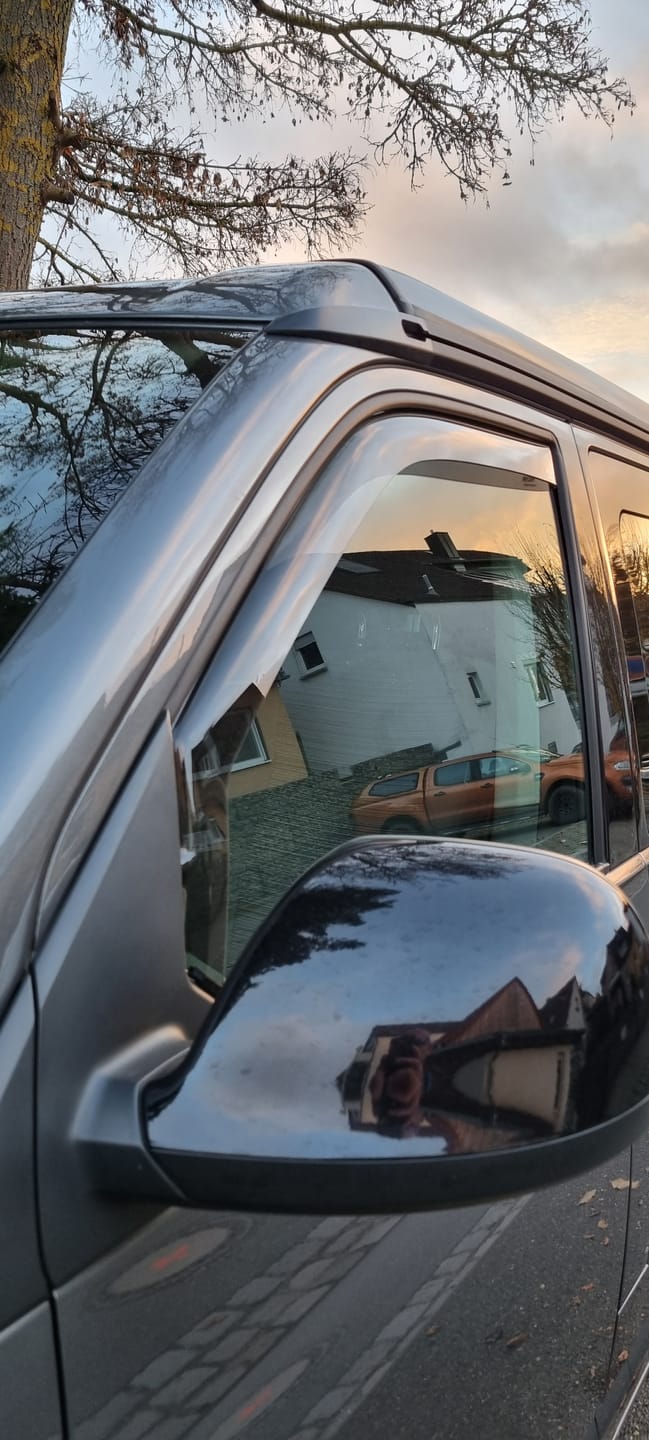 Customer photo review of Aerolift Windabweiser, Regenabweiser VW T5 - T6.1 Set