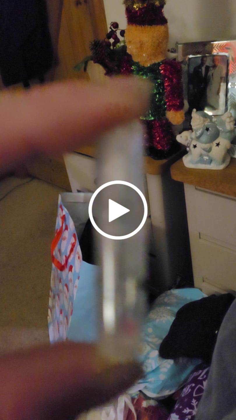 Customer video review of Baccarat Rouge 540