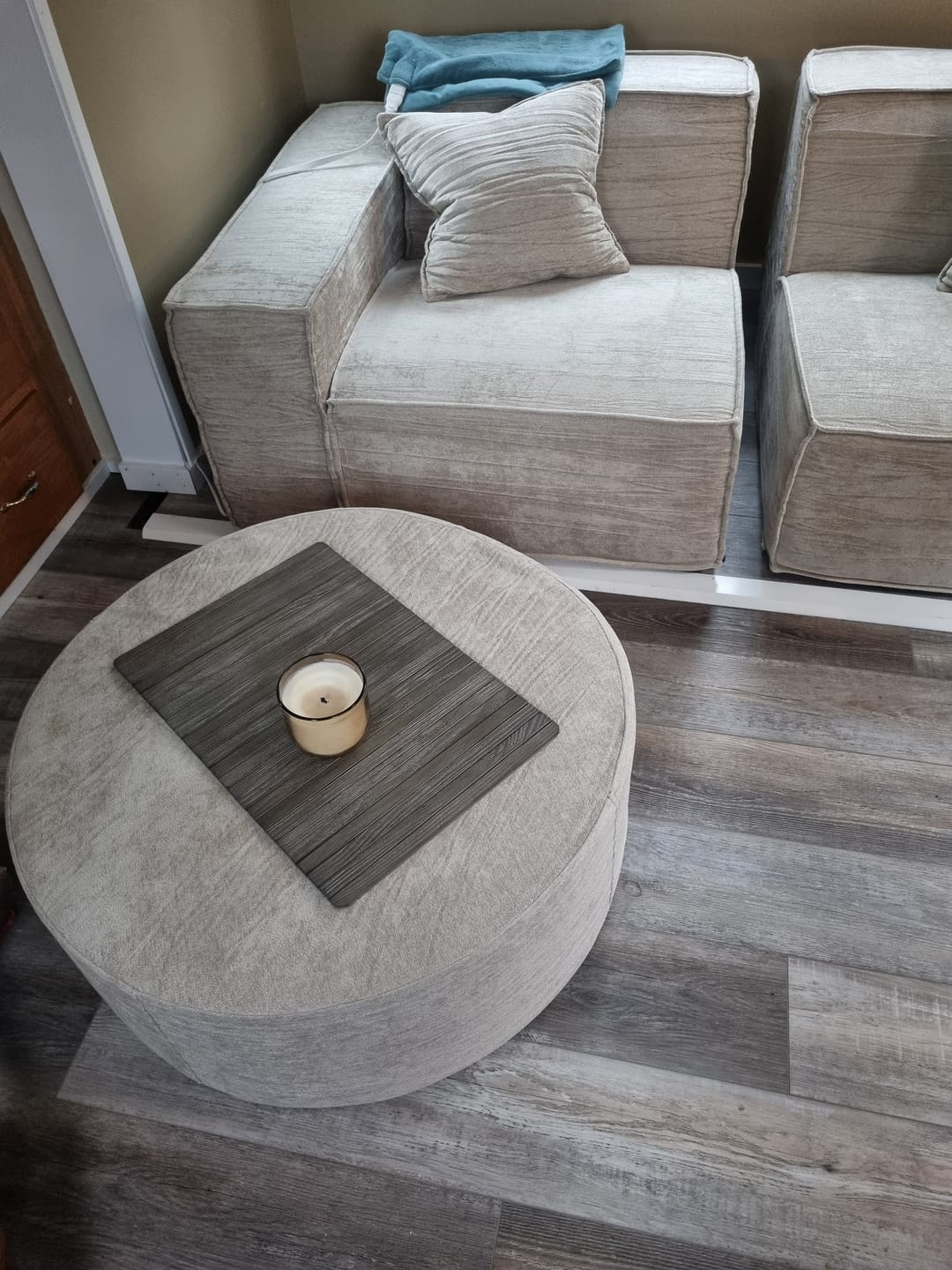 Customer photo review of C8 Round Pouf Ottoman