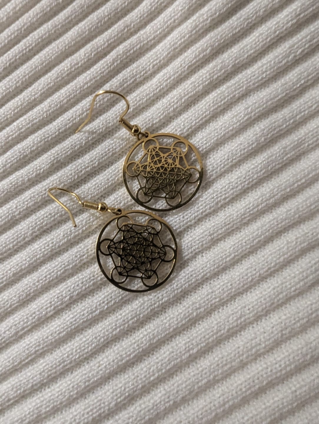 Customer photo review of Boucles d'Oreilles Métatron