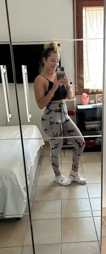 Customer photo review of High Waist Push Up Leggings
