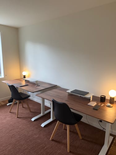 Customer photo review of Curve Monitor Stand