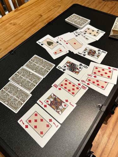 Customer photo review of Poker Cards Premium Gilded Blades Plastic Gold 2 Index