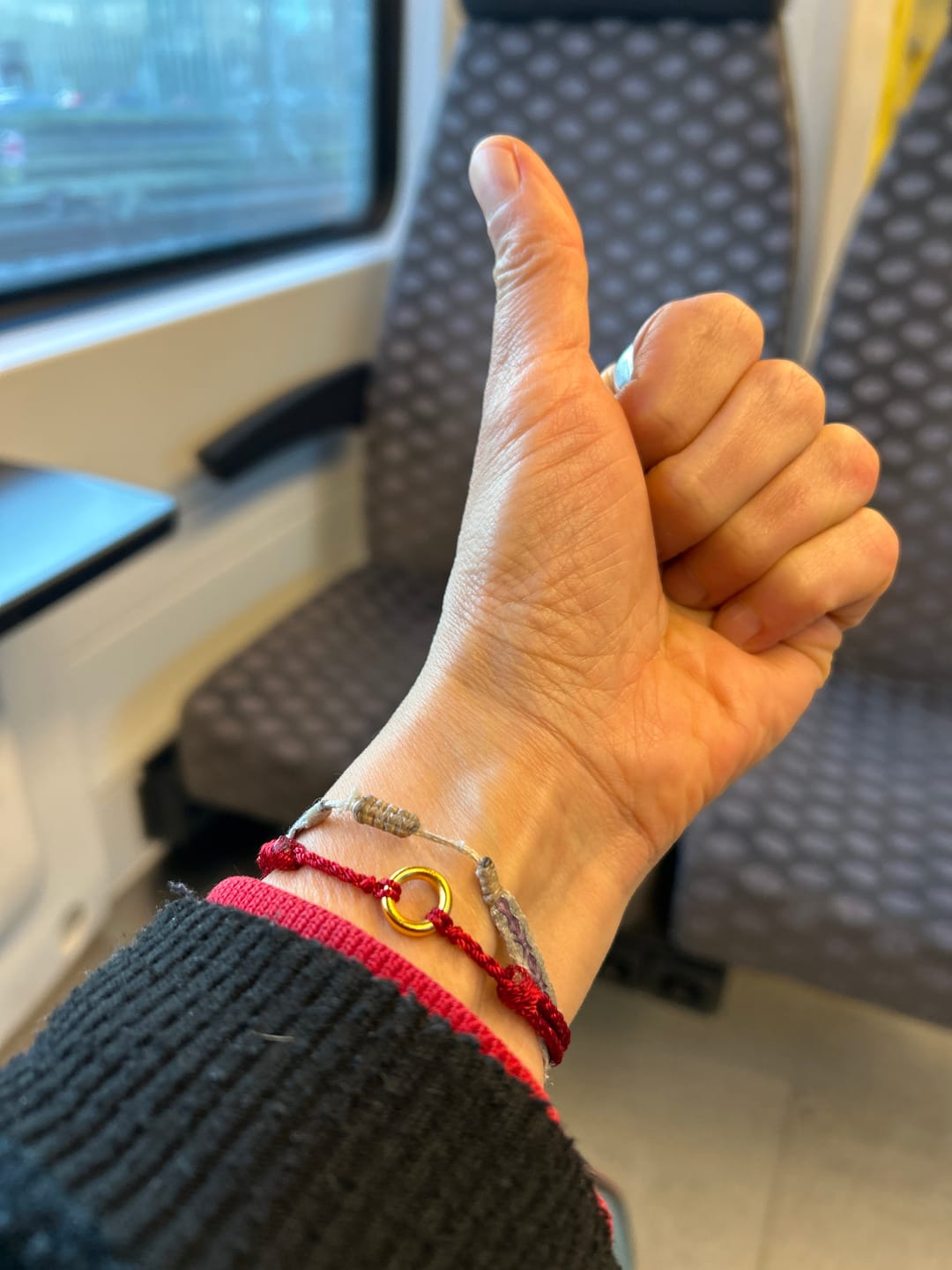 Customer photo review of Tibetisches Glücksarmband - Glücksring