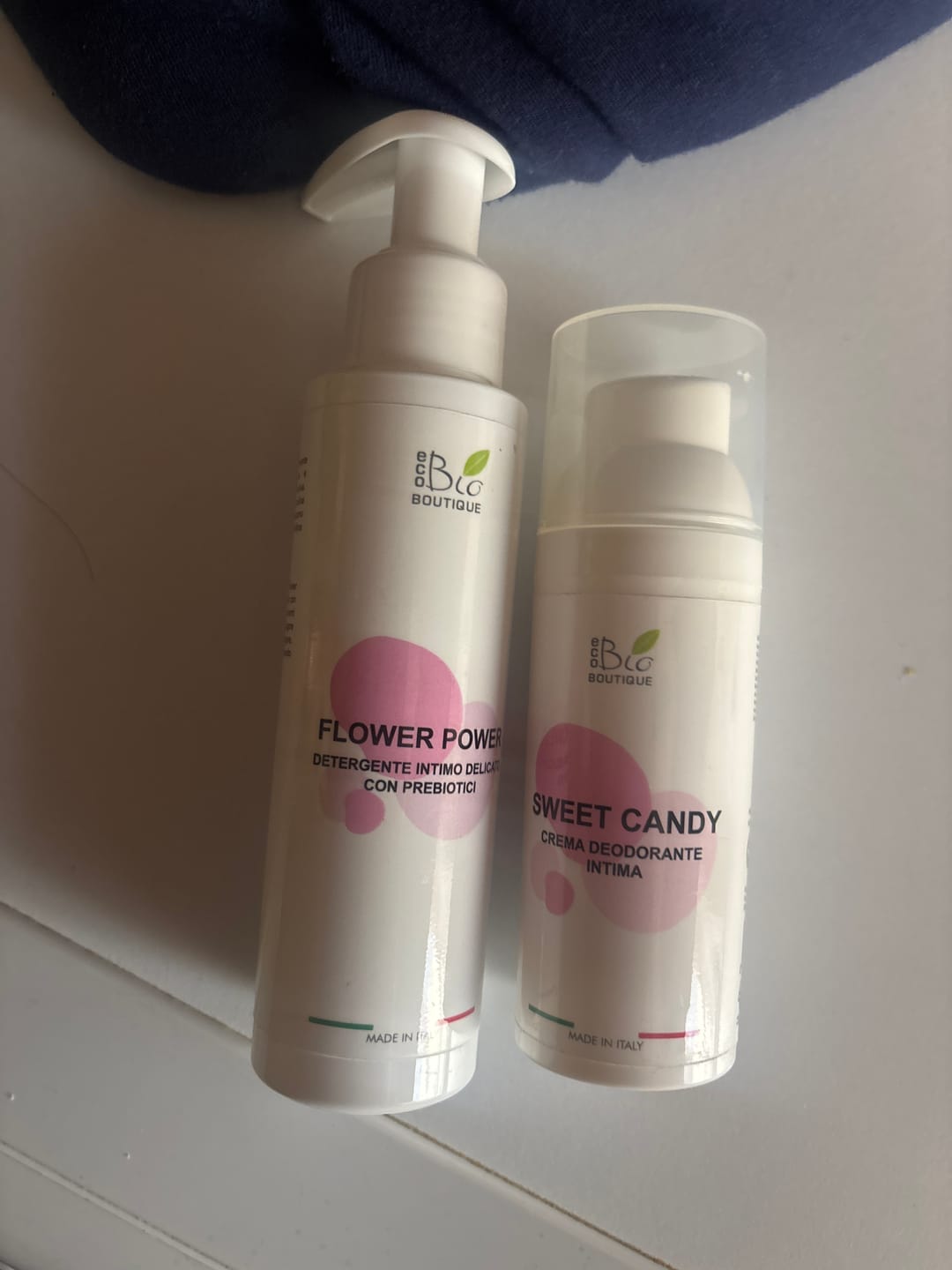 Customer photo review of V Skincare Kit