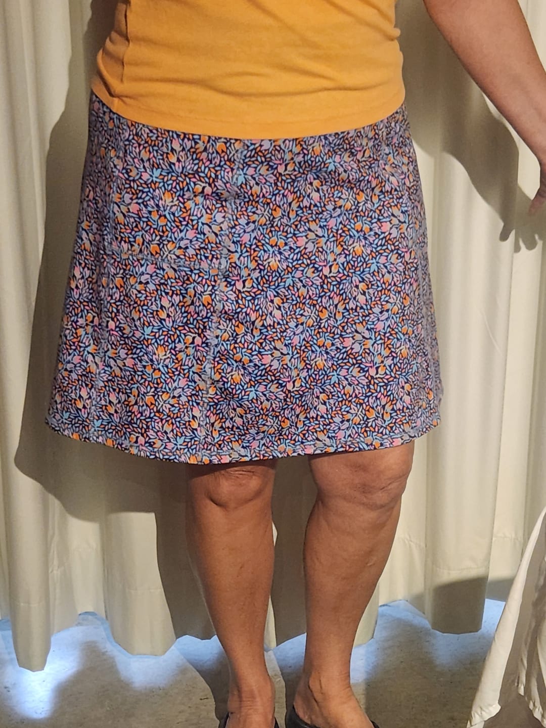 Customer photo review of FLIRTY LENGTH  - Tulip Garden