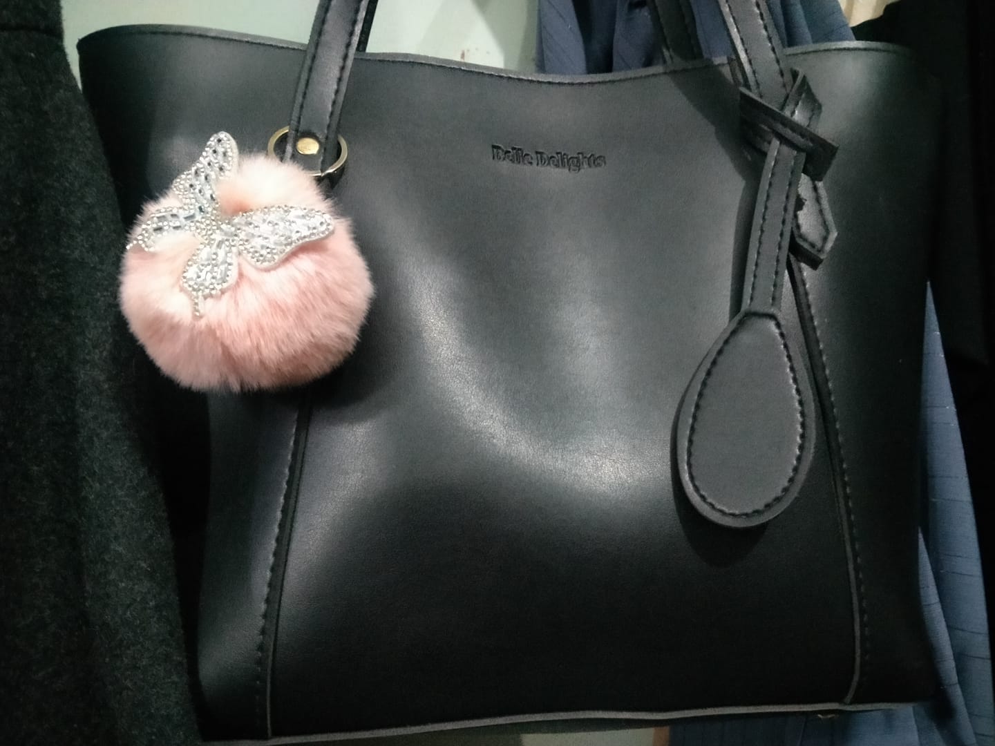 Customer photo review of Black Belle The Tote Bag