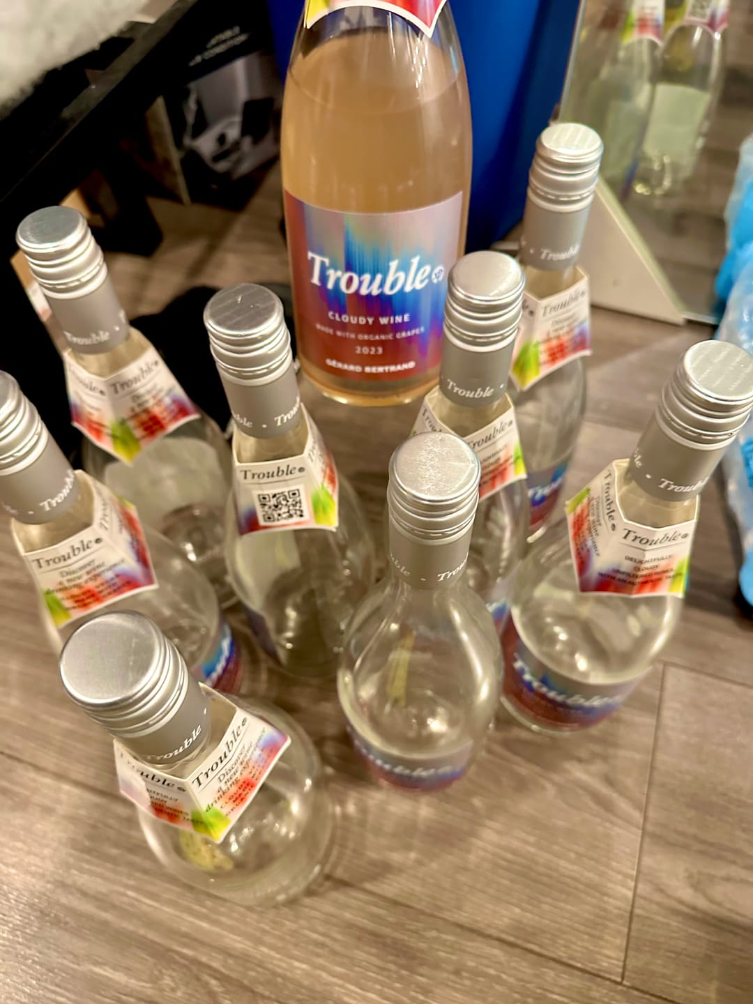 Customer photo review of Trouble xp White - non-filtered, cloudy, organic, vegan wine