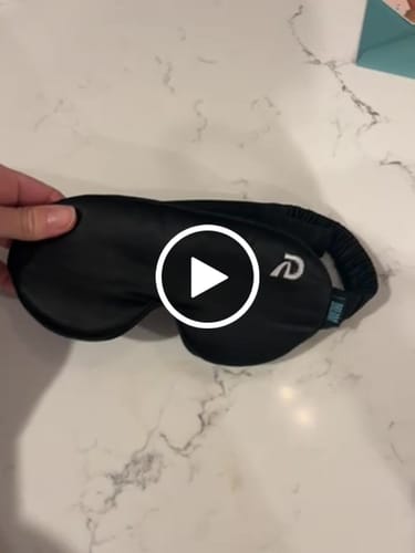 Customer video review of Performance Silk Sleep Mask