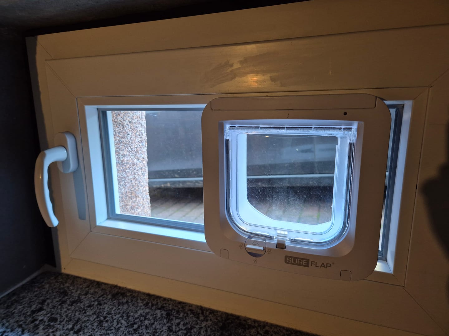 Customer photo review of Silikon-Dichtlippe Schmutzlippe für Glasplatte, Kaminplatte, Ofenplatte, Bodenplatte - 4-fach MAX