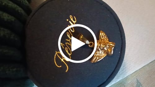 Customer video review of Ciondolo "Sei il mio angelo"