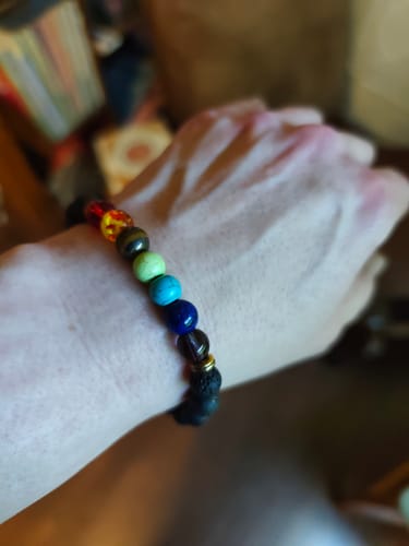 Customer photo review of »Die 7 heilenden Chakras« Blockadenlöser aus natürlichem Lava-Gestein inkl. abgebrochener Stern