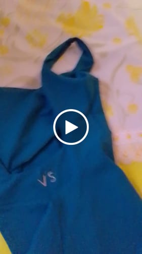 Customer video review of Macaquinho Fitness Decote Costas Midnight Blue