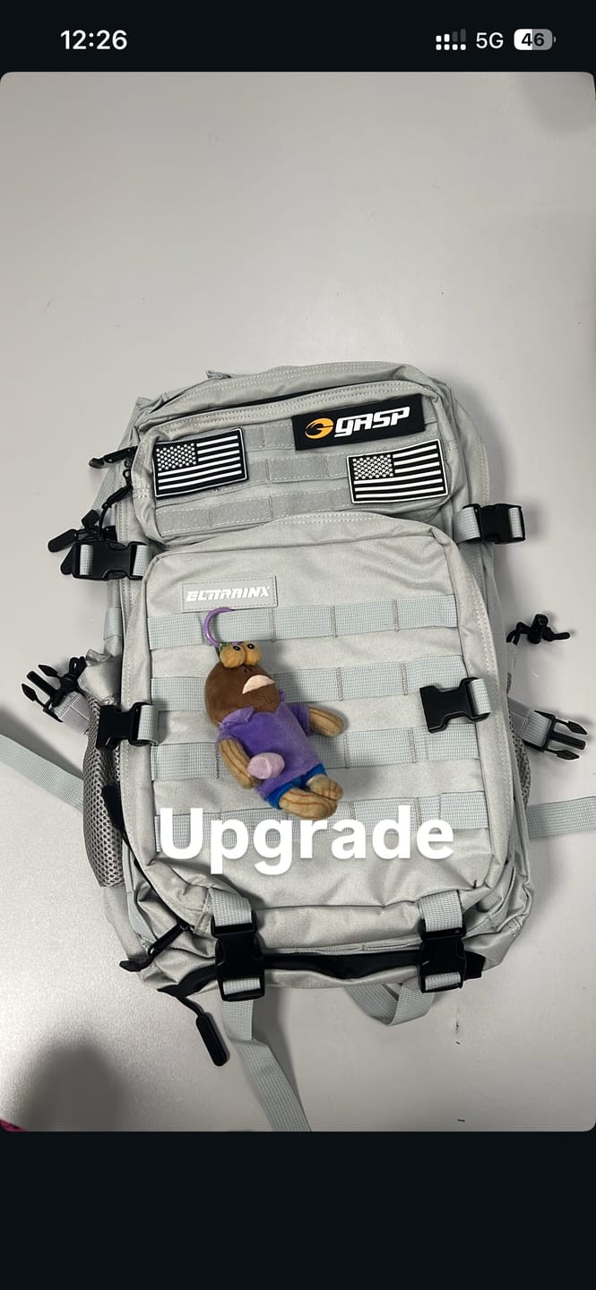 Customer photo review of Mochila Táctica 45L con compartimento para comida Silver